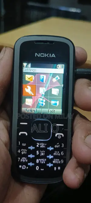 New Nokia 5030 XpressRadio Black