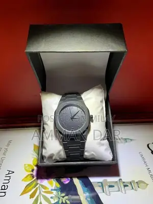 Sleek Matte Black Arabic Dial Minimalist Analog Wristwatch