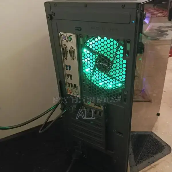 Gaming Desktop PC with Intel i7 6th Gen and Dedicated Graphics