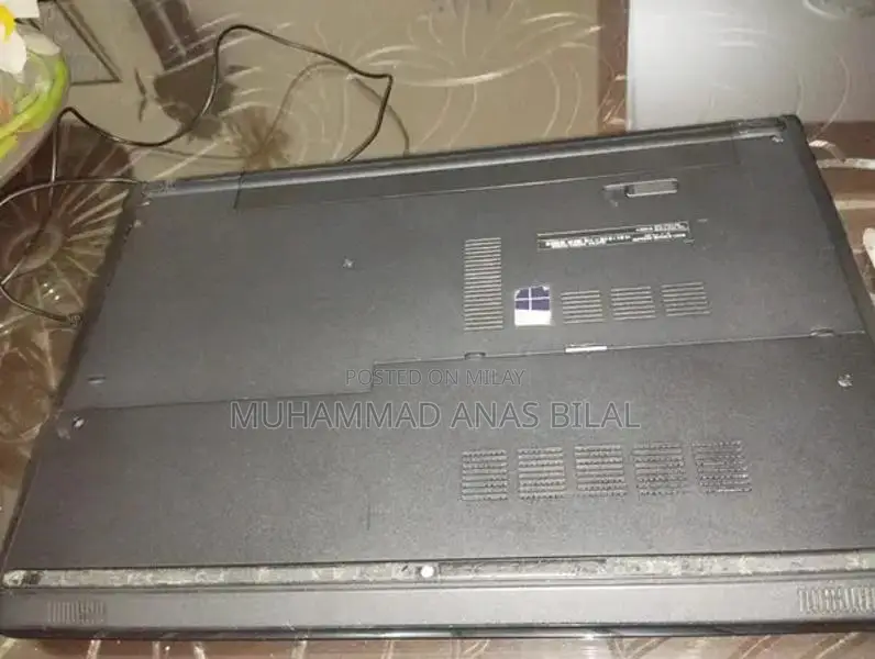 Dell Vostro 3558 Business Laptop - 15.6" Intel Core i5