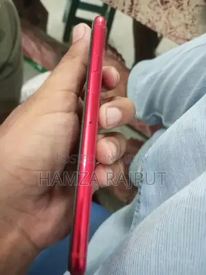 Apple iPhone SE 2020 64GB PTA Approved Smartphone