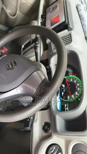 Suzuki Every Wagon PZ Turbo - Compact Minivan with Turbo Performance