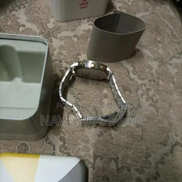 Fossil Men's Classic Analog Watch with Original Presentation Box