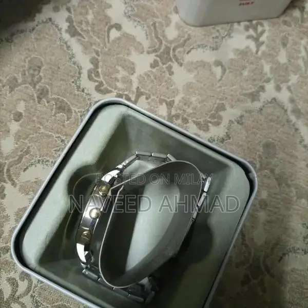 Fossil Men's Classic Analog Watch with Original Presentation Box