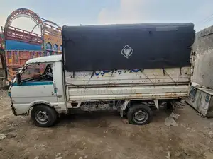 Mazda 2200 Truck Engine Project Vehicle Needs Work