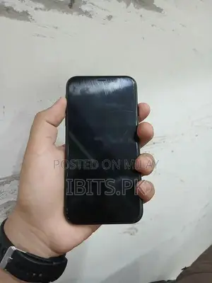 Apple iPhone XR 64GB Smartphone - Good Condition