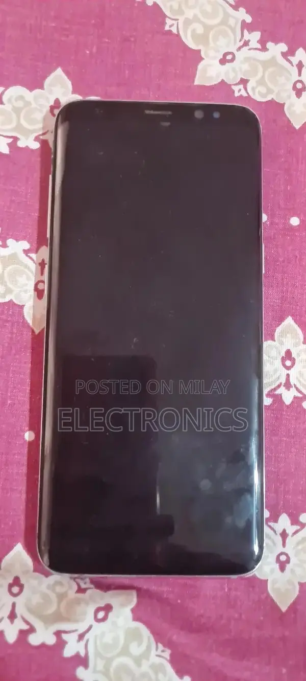 Premium Samsung Galaxy Smartphone with Minor Wear