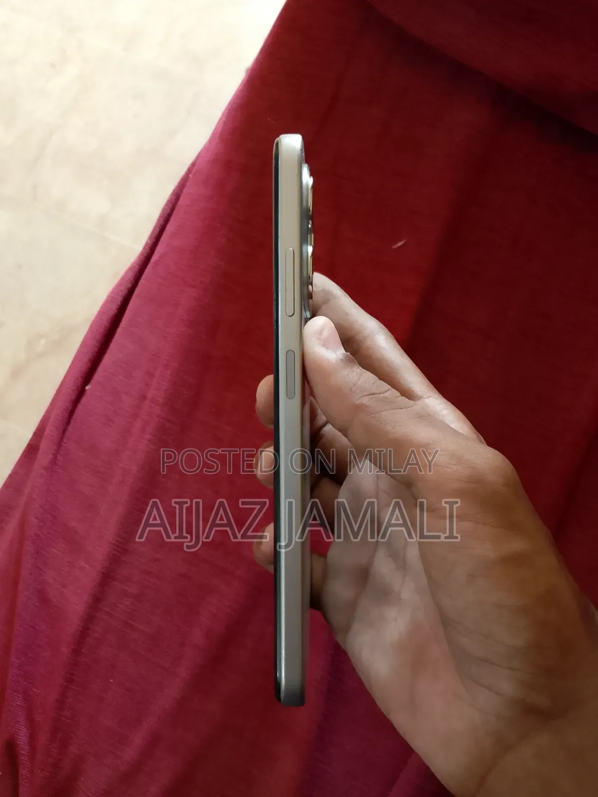 Infinix Hot 50i 128 GB Silver