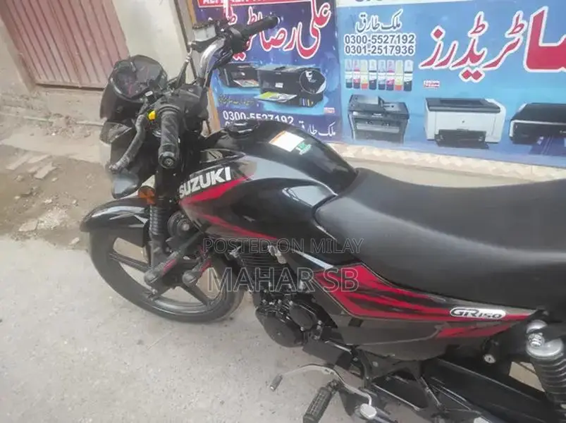 Suzuki GR 150 Motorcycle - Low Mileage 2022 Model