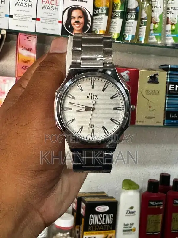 Classic Men's Wristwatch - Stylish Timepiece for Everyday Wear