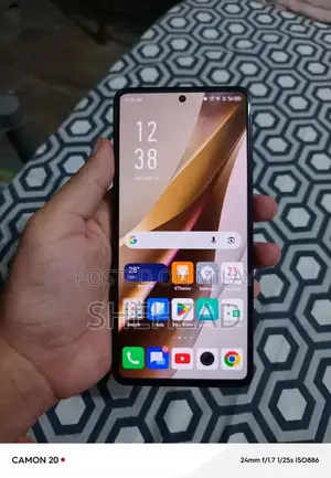 High-Performance Smartphone with Large Storage and Fast Charging