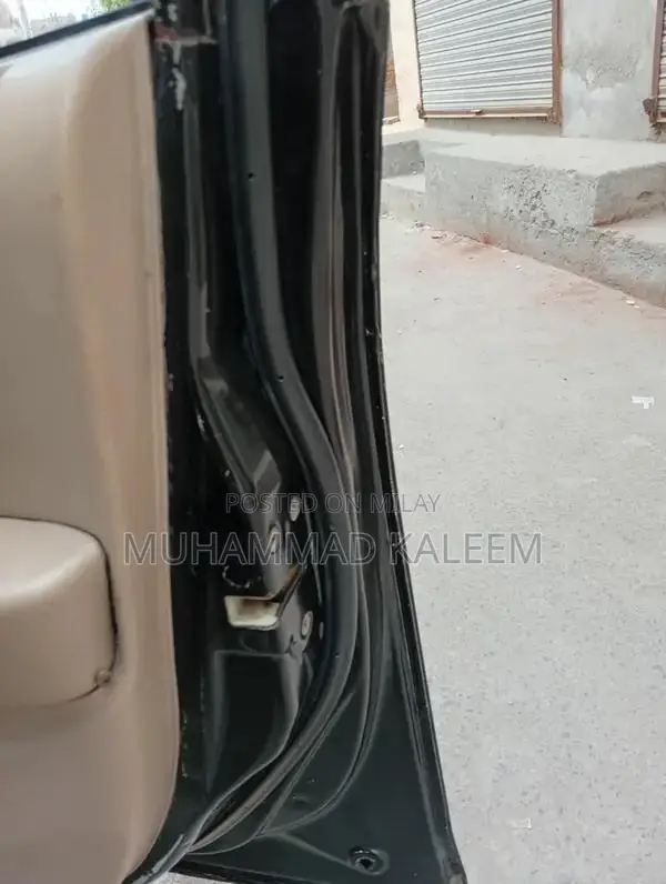 Honda City 2006 Sedan with Leather Interior and LCD