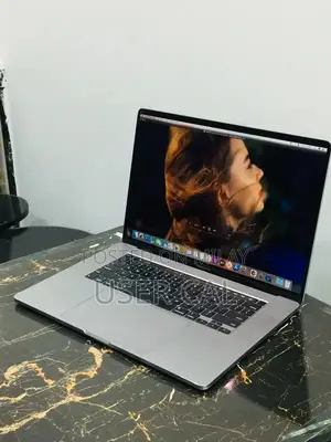 Apple MacBook Pro 16" 2019 Core i9 Professional Laptop
