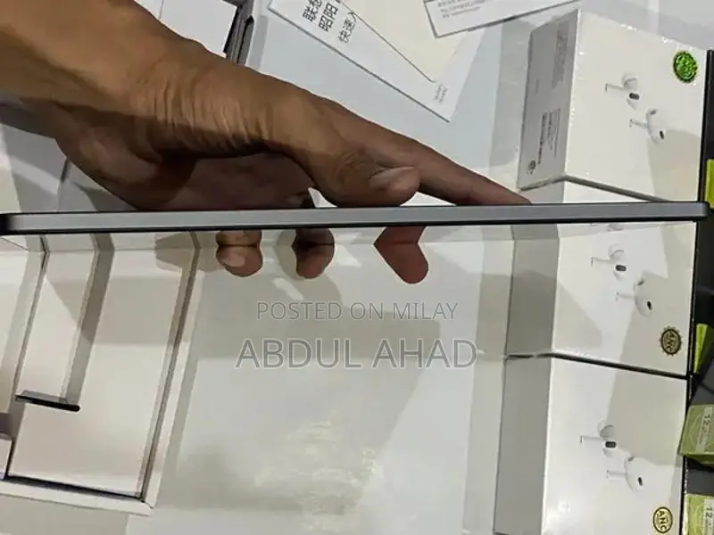 Tab M11 Tablet - Versatile Compact Mobile Companion