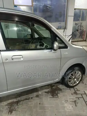 Photo - Subaru Stella Compact Hatchback - Imported Fuel-Efficient Vehicle