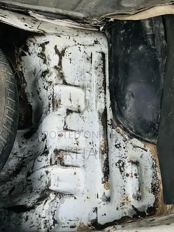 2012 model Mehran Vx Erou11 engine