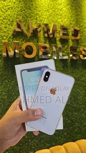 Photo - Apple iPhone XS 256GB Smartphone - Premium Mobile Device