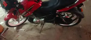 Yamaha YBR 125G Motorcycle - 2016 Model Excellent Condition