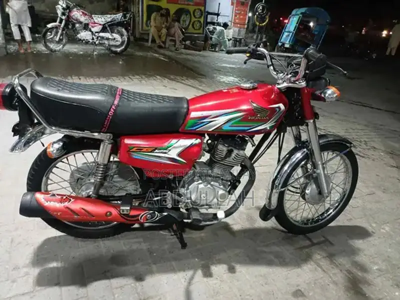 Honda 125cc Motorcycle - 2023 Model, Excellent Condition