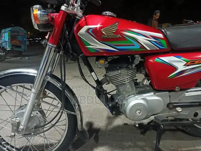 Honda 125cc Motorcycle - 2023 Model, Excellent Condition