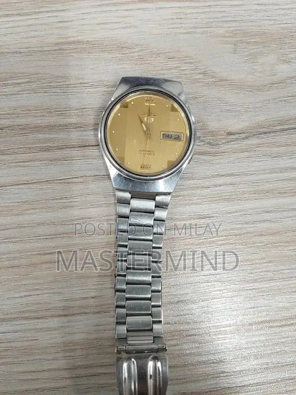 Seiko 5 Automatic Silver and Gold Men's Luxury Wristwatch