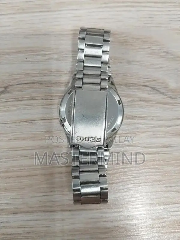 Seiko 5 Automatic Silver and Gold Men's Luxury Wristwatch