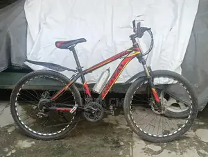 Royal Cycle 7500 Sports Bicycle