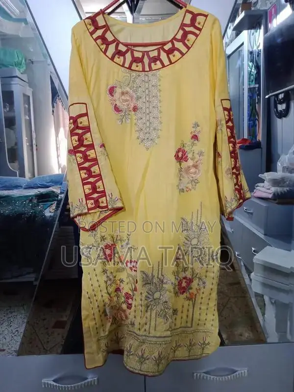 Elegant Embroidered Wedding Wear Three-Piece Dress Set