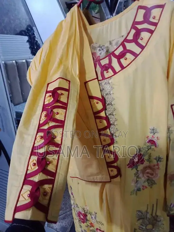 Elegant Embroidered Wedding Wear Three-Piece Dress Set