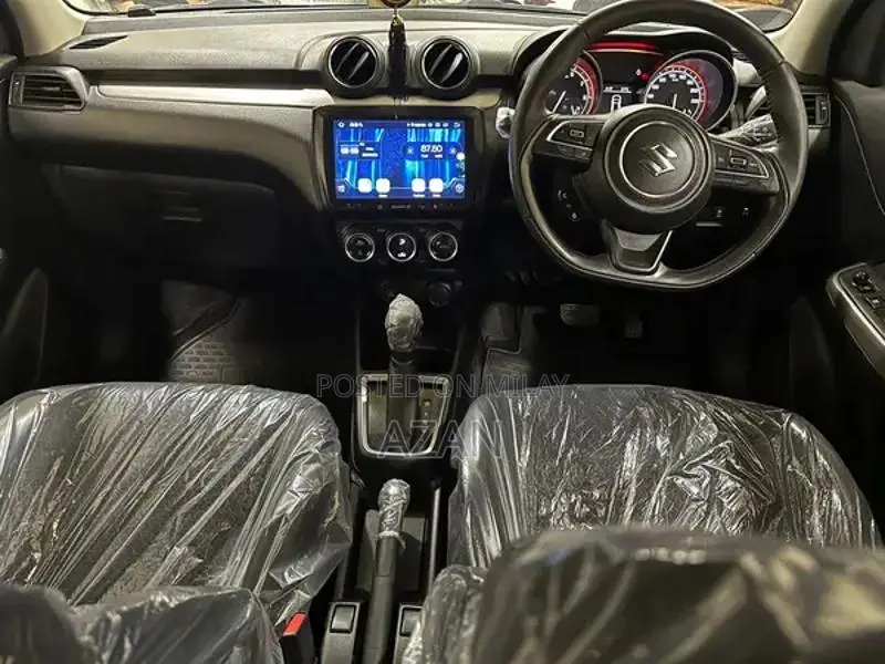 2022 Suzuki Swift GLC Full Option CVT Hatchback