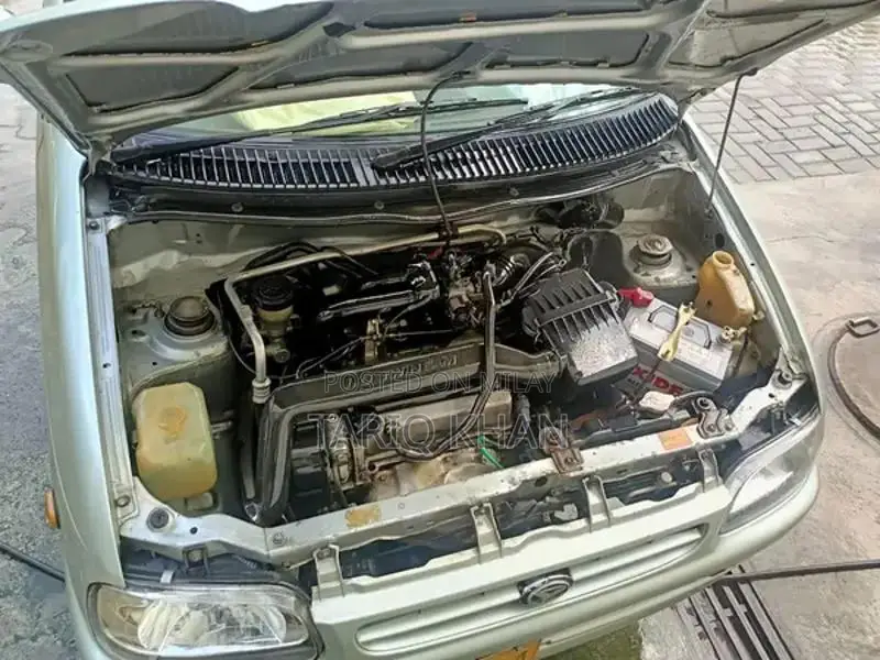 Sail Sedan with Ceiling to Ceiling Interior