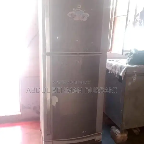 Dawlance Medium Size Refrigerator - Excellent Condition