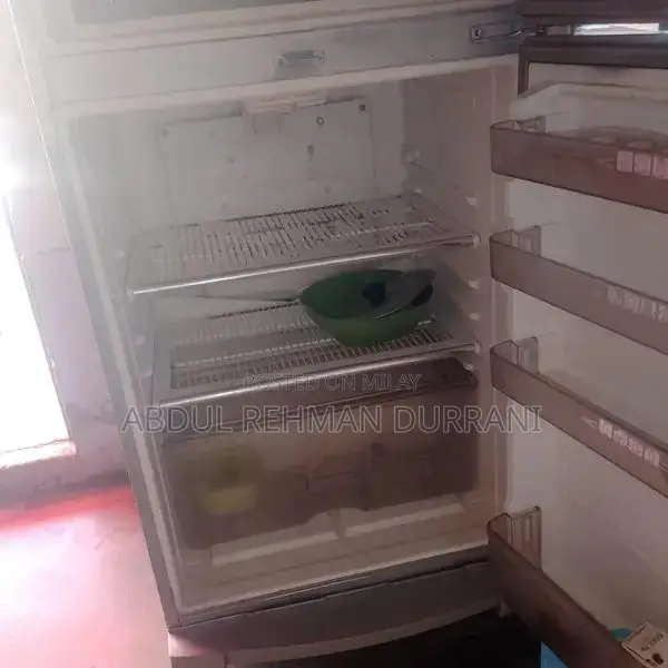 Dawlance Medium Size Refrigerator - Excellent Condition