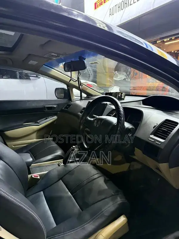 Honda Civic Full Option Sedan - Premium Condition