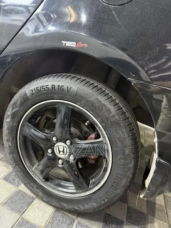 Honda Civic Full Option Sedan - Premium Condition