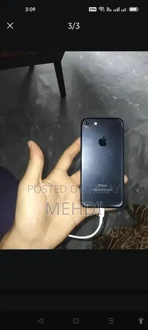 iPhone 7 128GB Smartphone with Screen Replacement Need