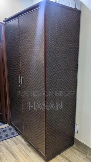 Photo - Spacious Laminate Wood 4-Drawer Wardrobe Storage Solution