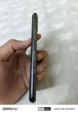 Apple iPhone 11 Pro Factory Unlocked Graphite Smartphone