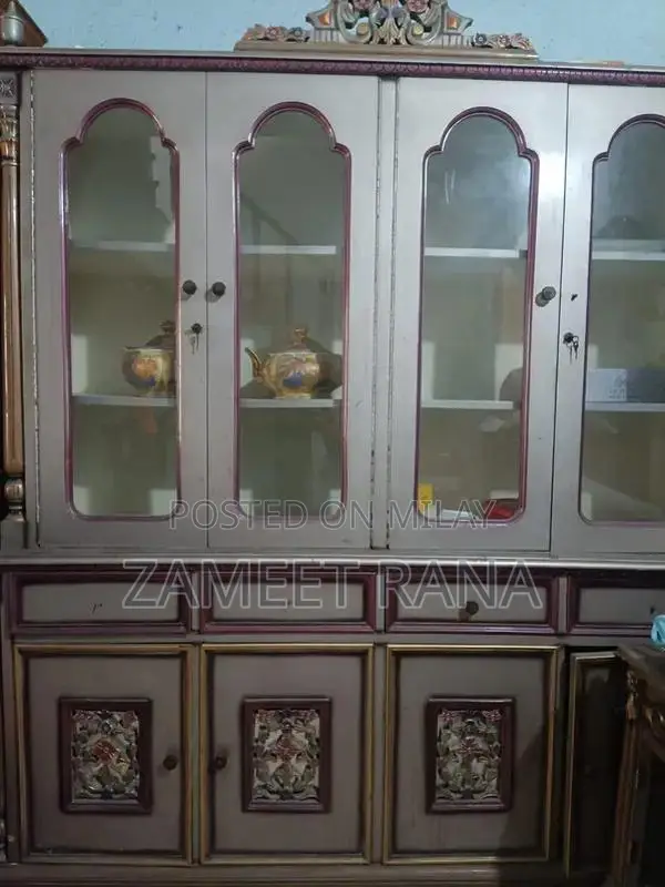 Quality Bedroom Furniture for Urgent Sale