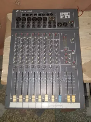 Photo - Soundcraft Consol Model Spirit F-1 8 Channel for Sale