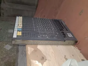 Soundcraft Consol Model Spirit F-1 8 Channel for Sale