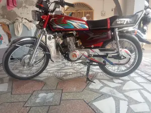 Photo - Honda 2023 Red