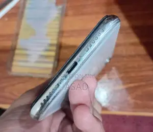 Photo - Apple iPhone X 64 GB White