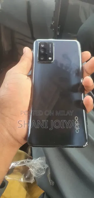 Photo - New Oppo F17 128 GB Black