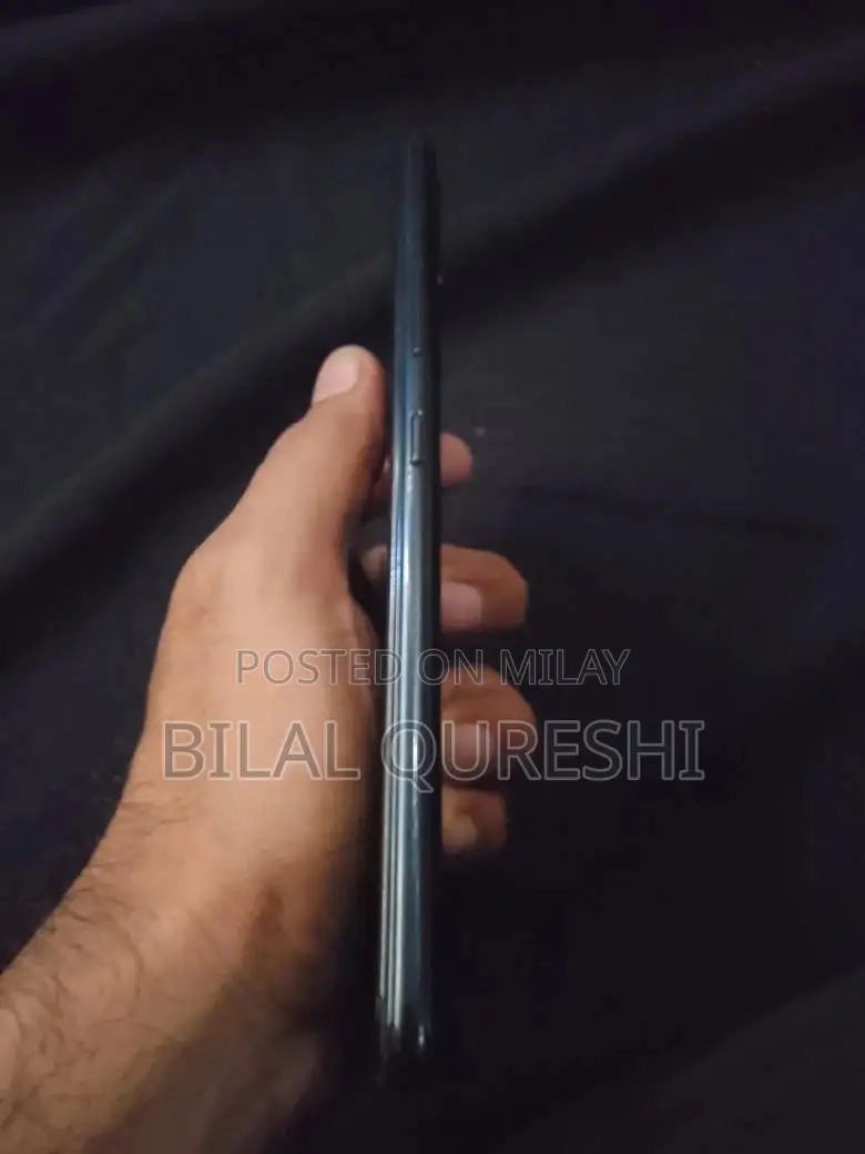 Infinix Hot 10 128 GB Blue