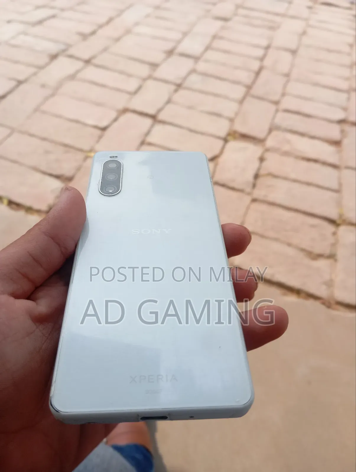 Server 6GB Qualcomm Snapdragon X Plus HDD 128GB