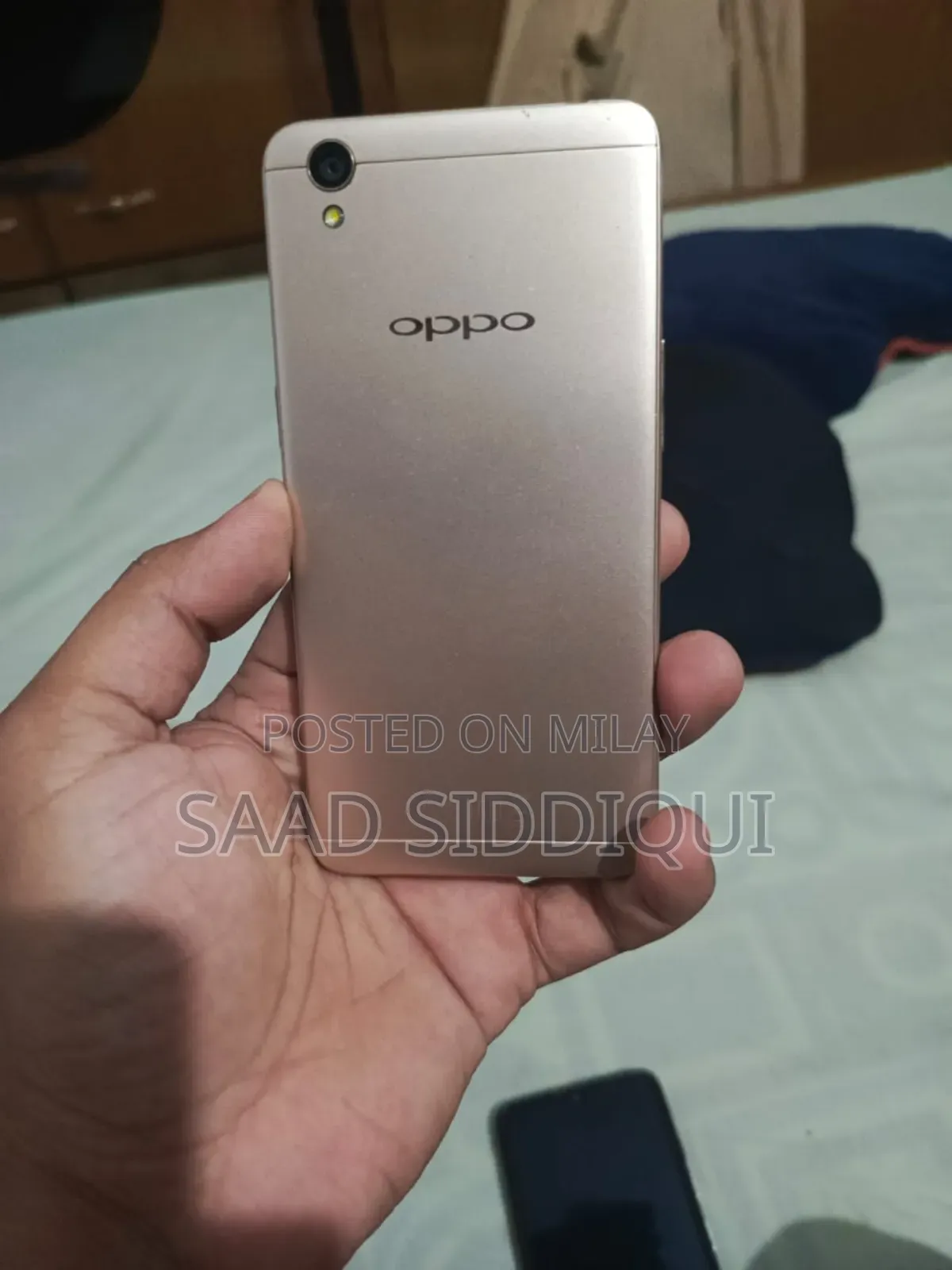 Oppo A37 16 GB Gold