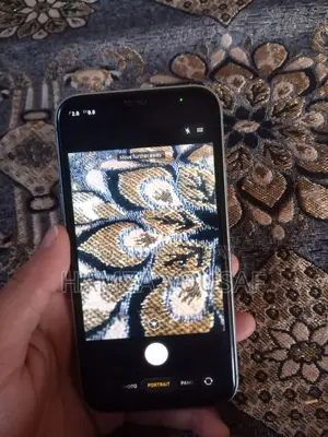 Apple iPhone 11 128 GB Green