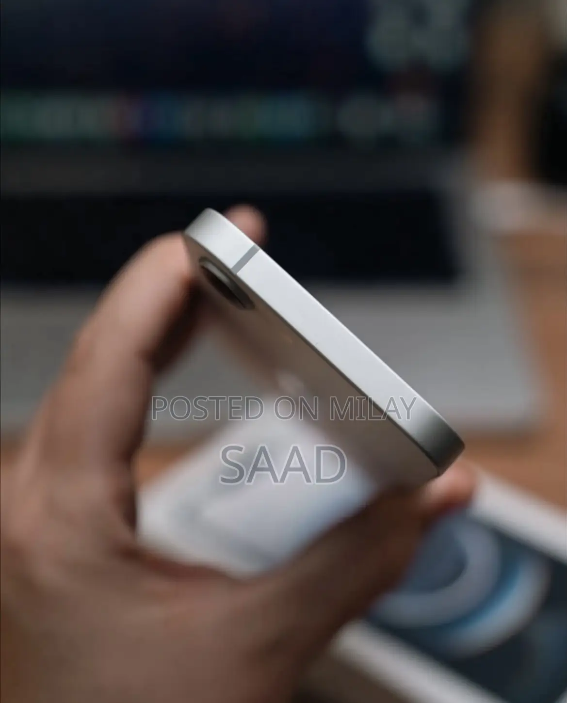 New Apple iPhone 16e 128 GB White