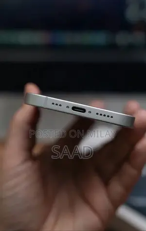 New Apple iPhone 16e 128 GB White